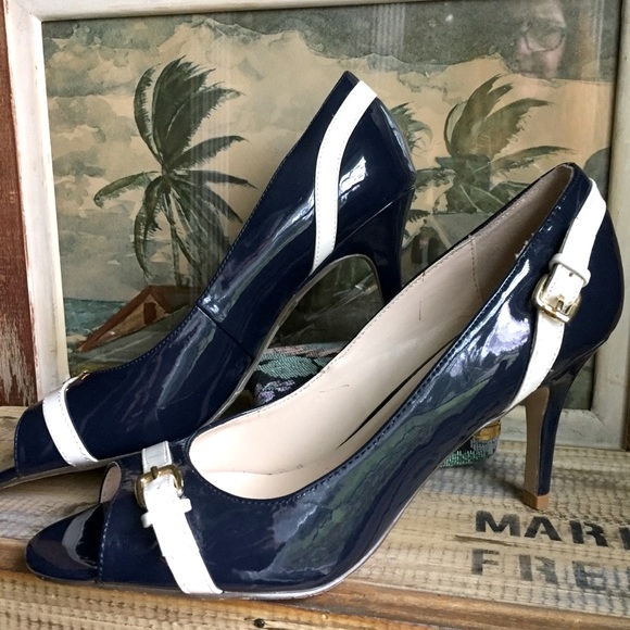 Unisa Shoes - Unisa Navy and Cream White Open toe heels 9 1/2 NEW